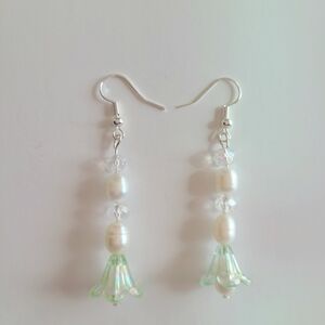 Pearl Green Flower Drop Earrings